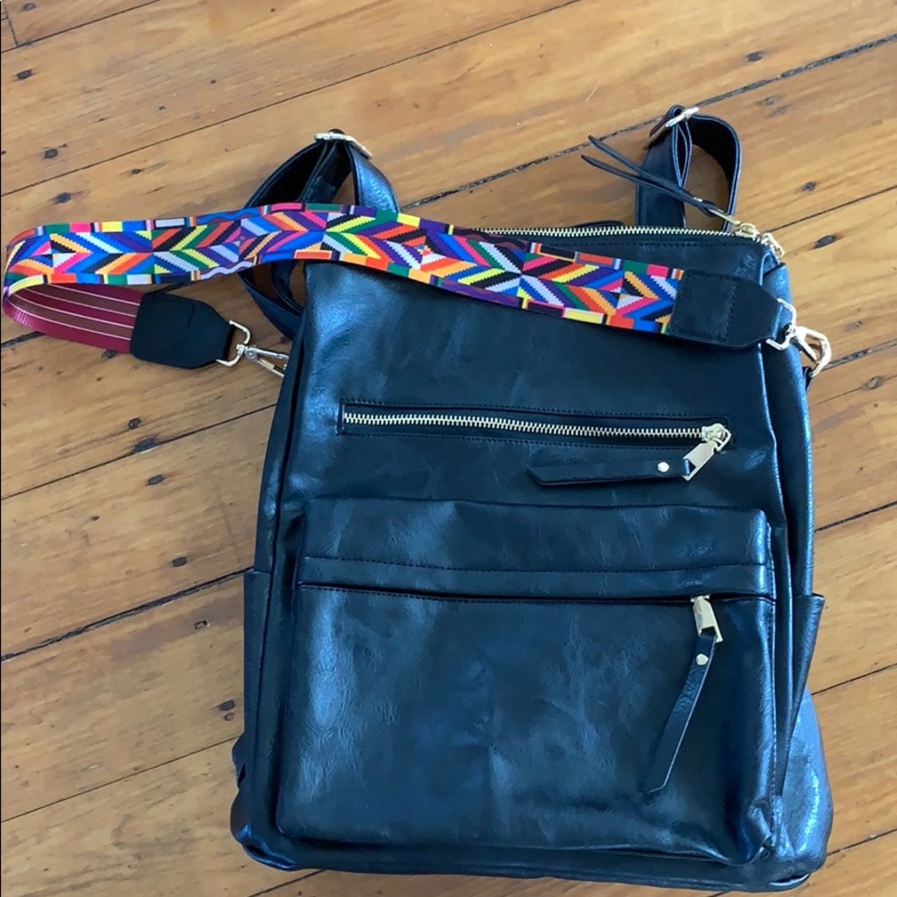 Ron pon pon Backpack with removable shoulder strap